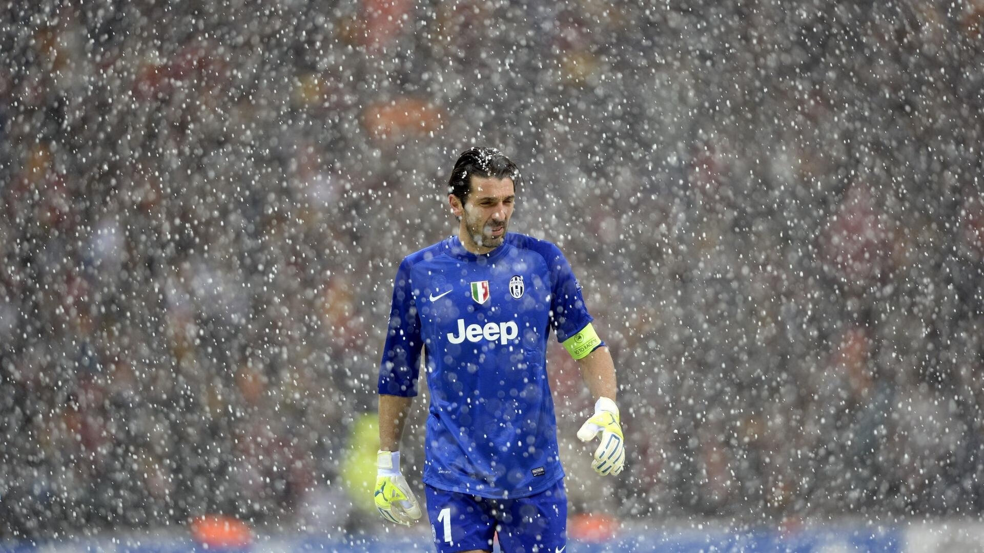 曼城势不可挡，擒敌如拾芥轻松进军四强，曼城silva